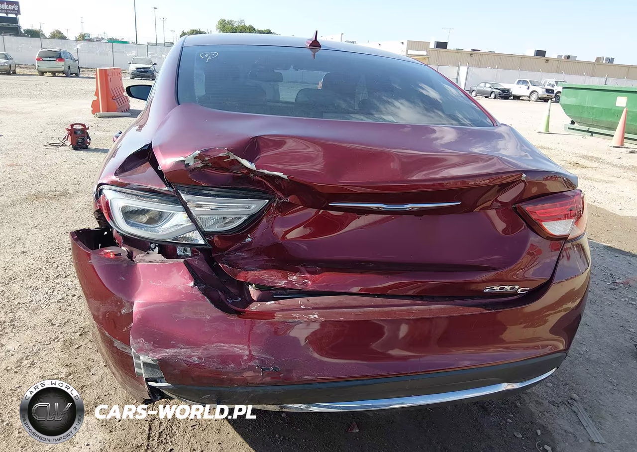 2015 Chrysler 200 C VIN:1C3CCCCB1FN614817 - 16
