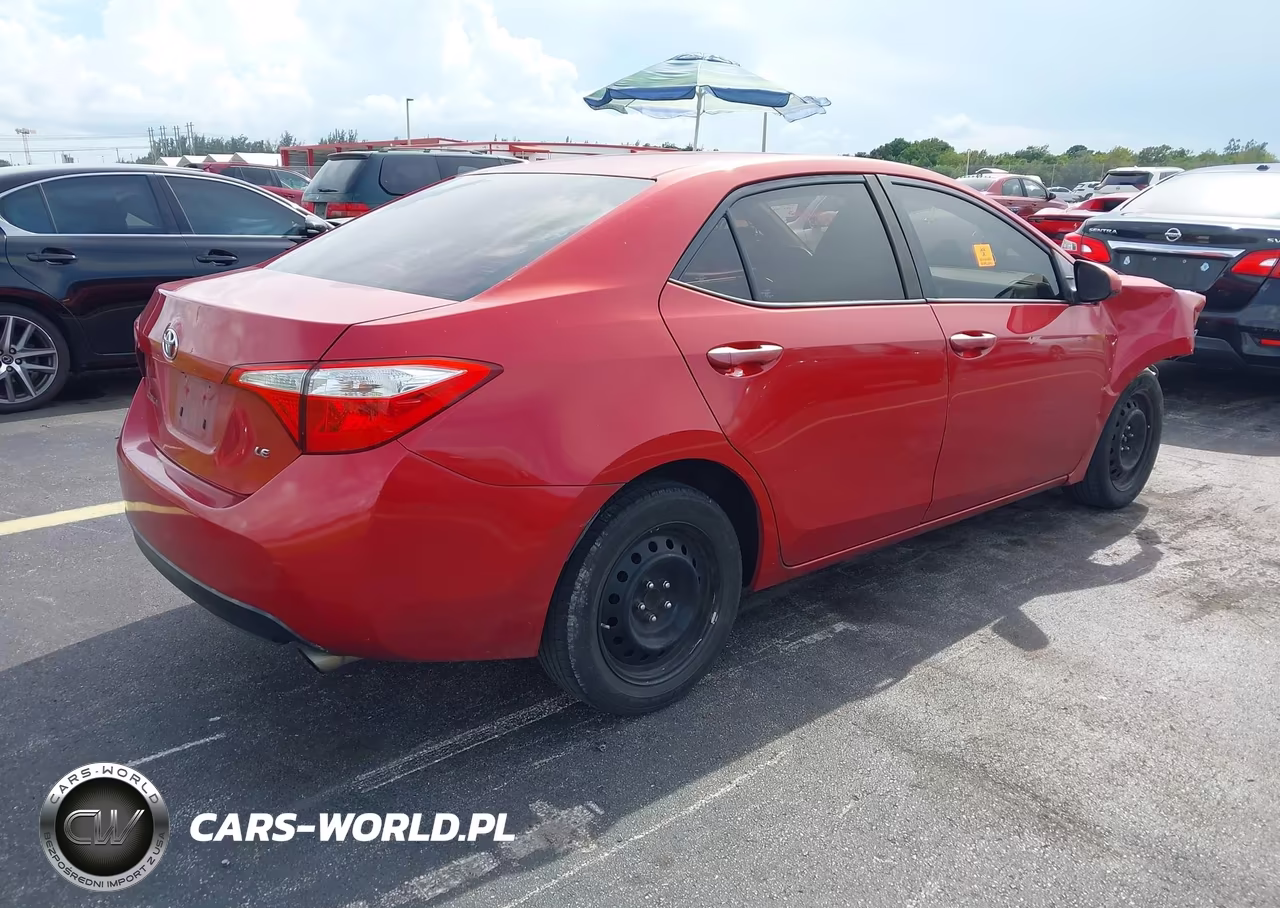 2016 Toyota Corolla Le VIN:2T1BURHE5GC544592 - 4