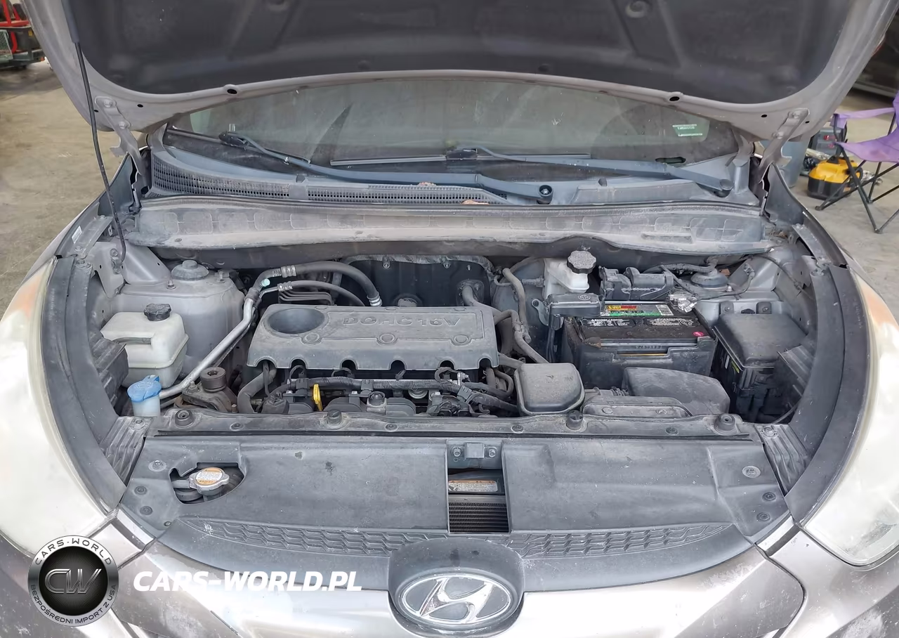2010 Hyundai Tucson Gls VIN:KM8JUCAC6AU095639 - 10