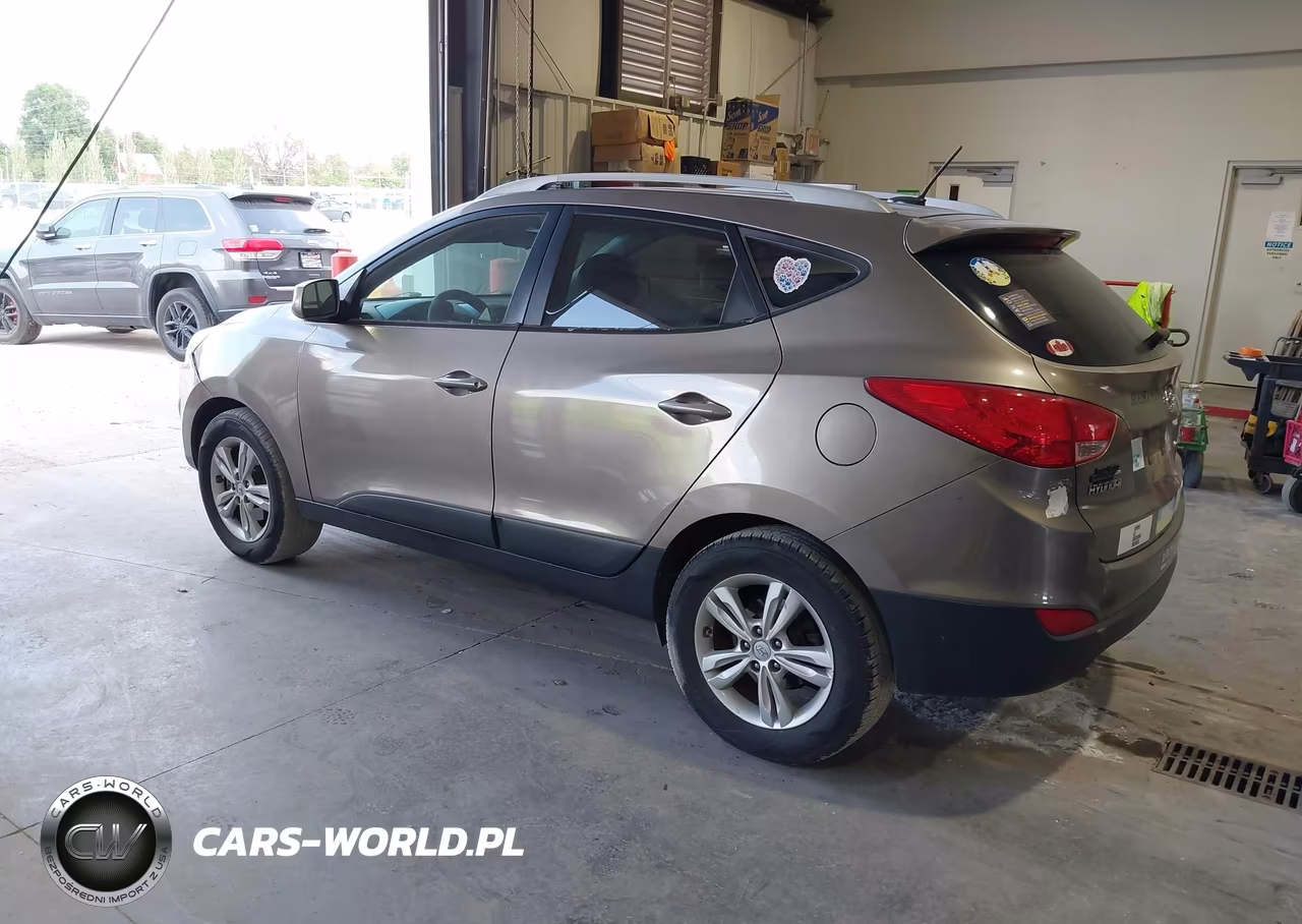 2010 Hyundai Tucson Gls VIN:KM8JUCAC6AU095639 - 3