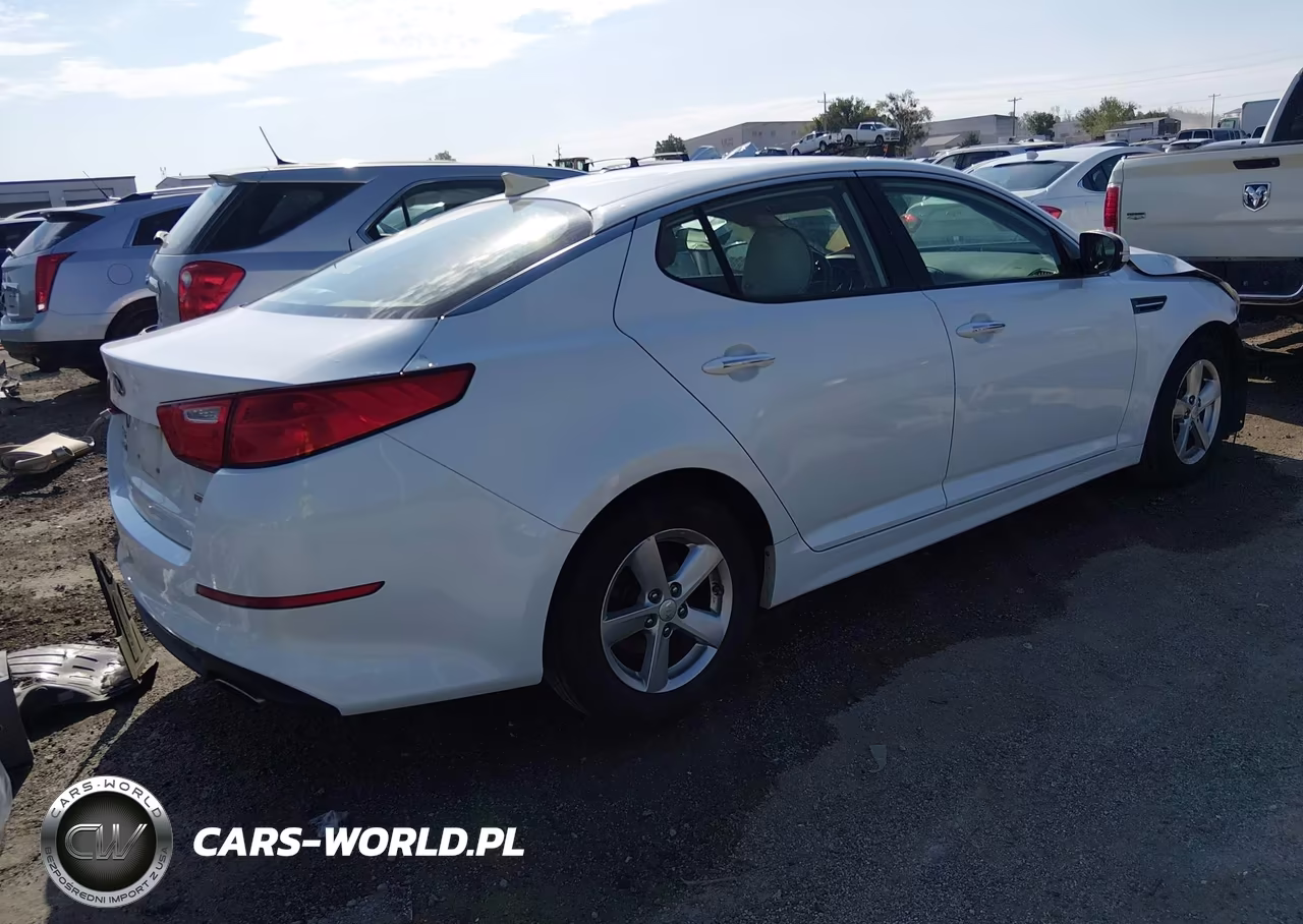 2015 Kia Optima Lx VIN:5XXGM4A75FG487340 - 4