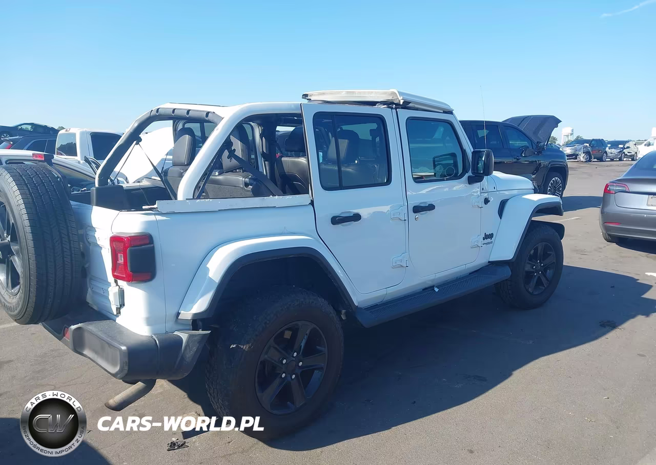 2020 Jeep Wrangler Unlimited Sahara Altitude 4X4 VIN:1C4HJXEN4LW191517 - 4