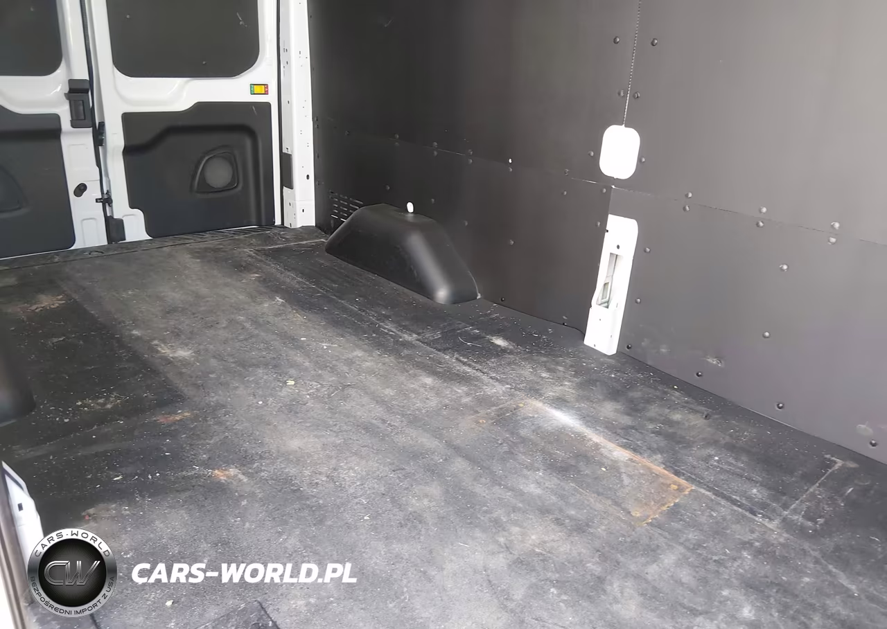 2026 Ford Transit-250 VIN:1FTBR1C89TKA74841 - 8