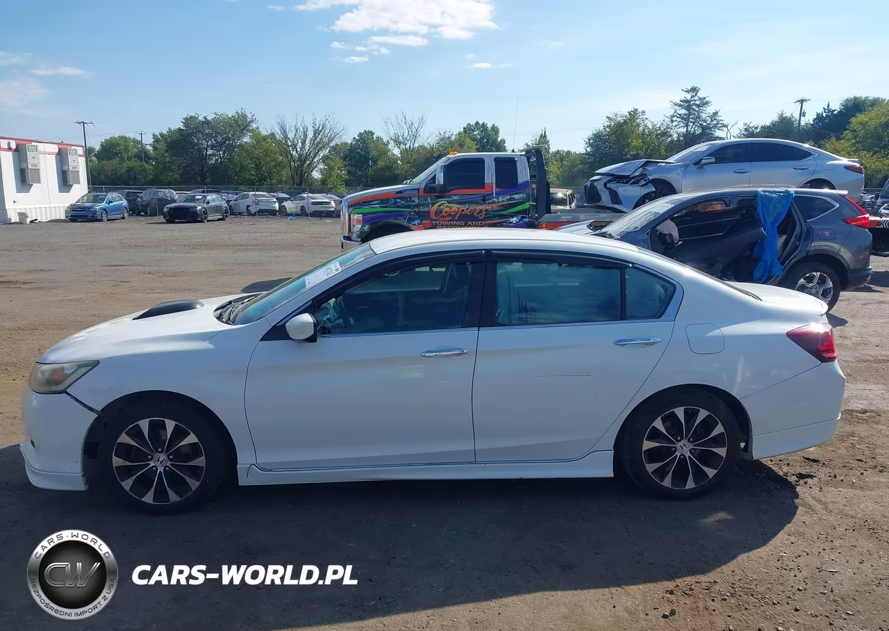 2014 Honda Accord Sport VIN:1HGCR2F57EA143516 - 14