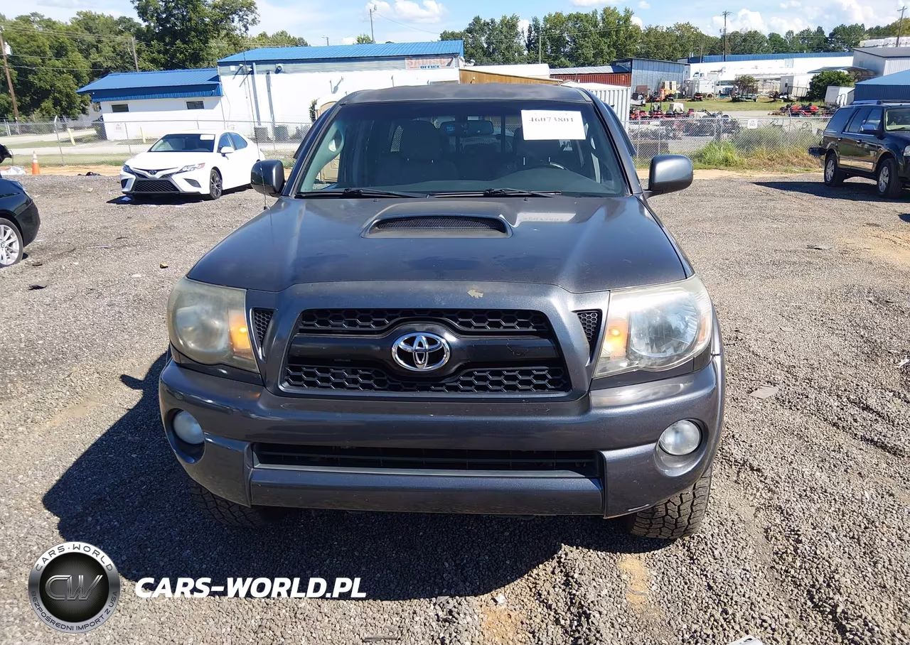 2011 Toyota Tacoma Base V6 VIN:3TMLU4EN6BM074990 - 12