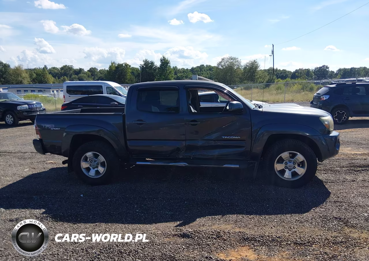 2011 Toyota Tacoma Base V6 VIN:3TMLU4EN6BM074990 - 13