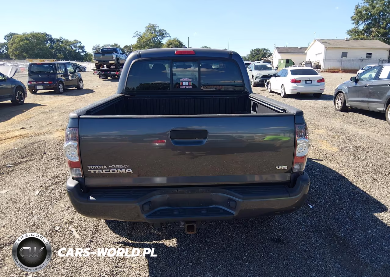 2011 Toyota Tacoma Base V6 VIN:3TMLU4EN6BM074990 - 16