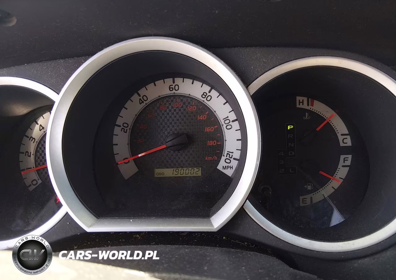 2011 Toyota Tacoma Base V6 VIN:3TMLU4EN6BM074990 - 7