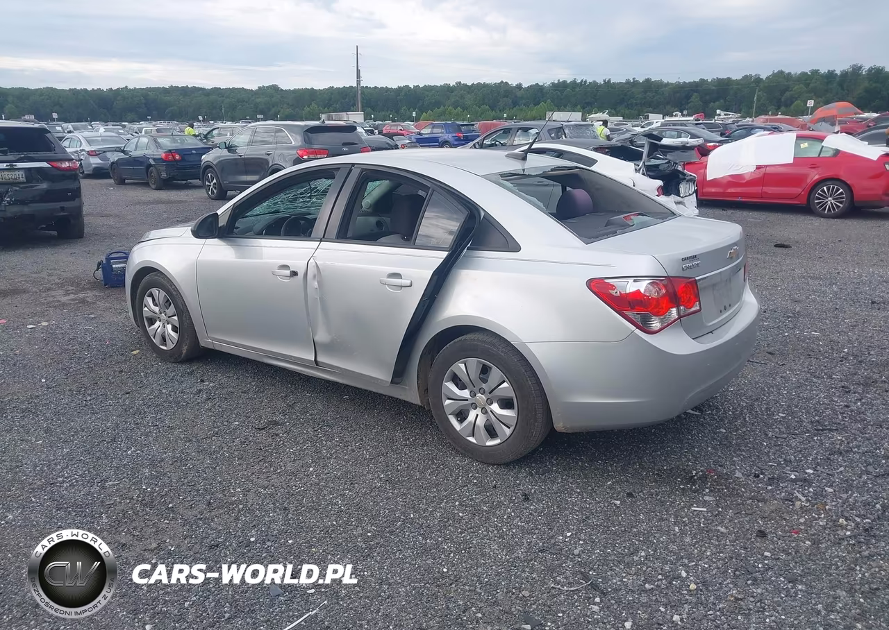 2013 Chevrolet Cruze Ls Auto VIN:1G1PA5SG3D7317523 - 3