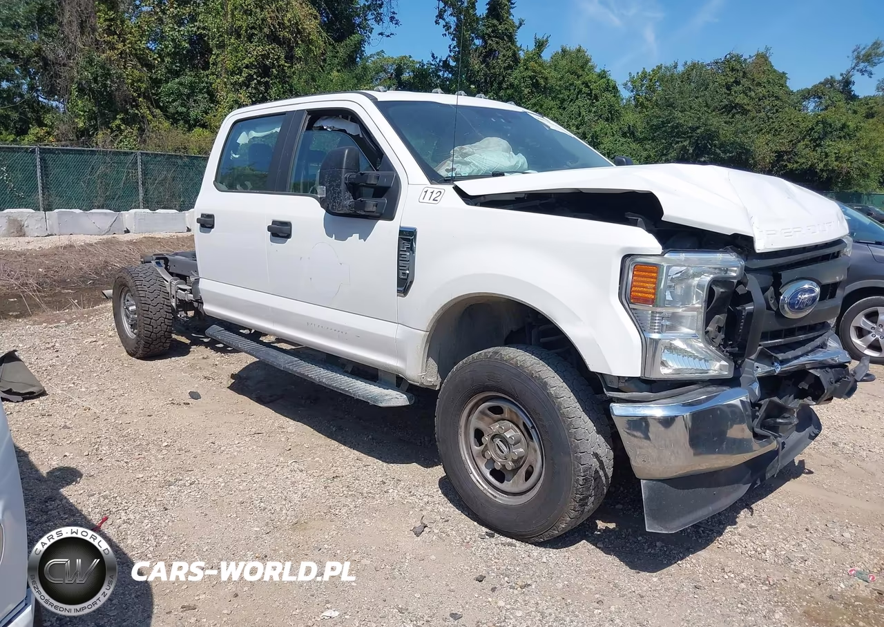 2020 Ford F-350 Chassis Xl VIN:1FD8W3F66LED51240 - 1