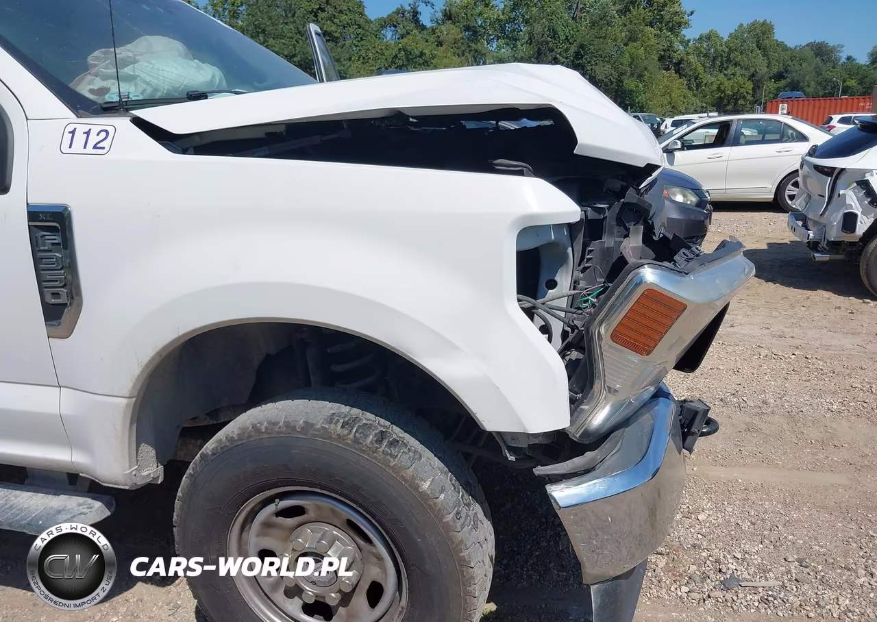 2020 Ford F-350 Chassis Xl VIN:1FD8W3F66LED51240 - 13