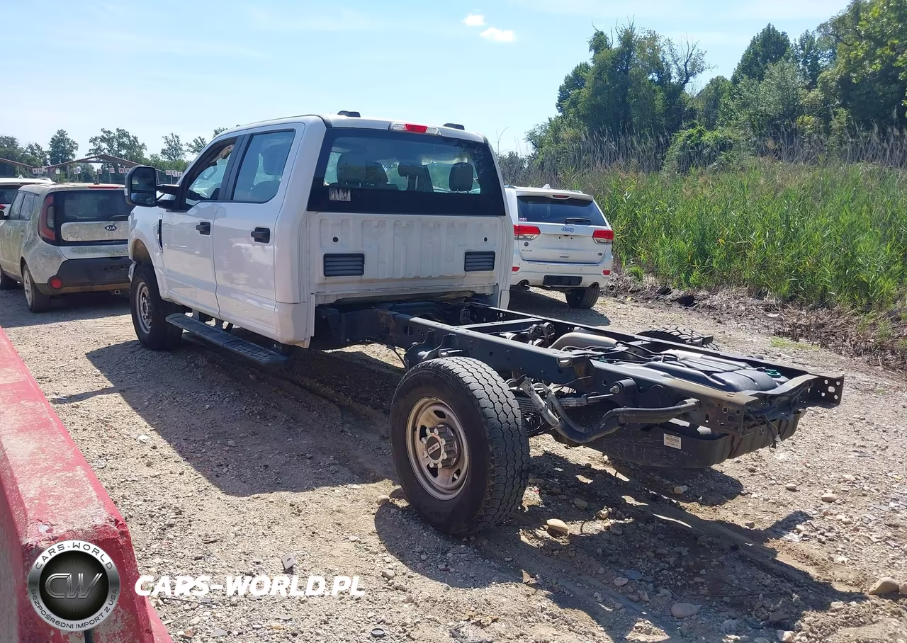 2020 Ford F-350 Chassis Xl VIN:1FD8W3F66LED51240 - 3