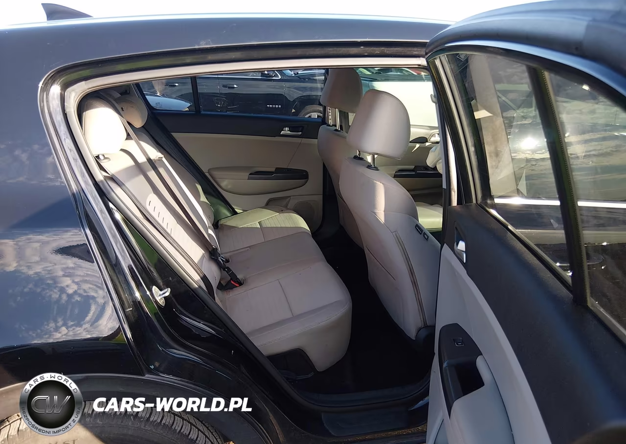 2020 Kia Sportage Lx VIN:KNDPM3AC9L7677038 - 8