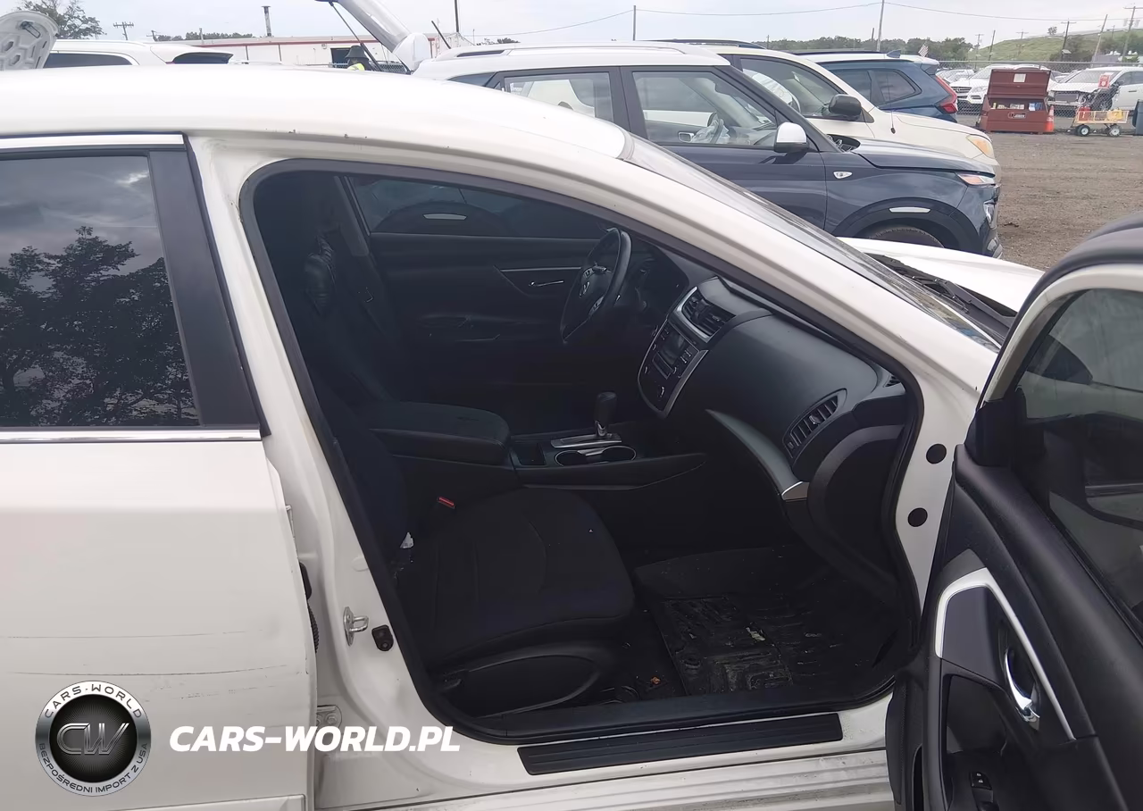 2016 Nissan Altima 2.5 S VIN:1N4AL3AP6GN349224 - 5