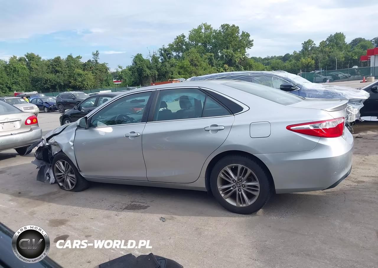 2017 Toyota Camry Se VIN:4T1BF1FK5HU785783 - 15