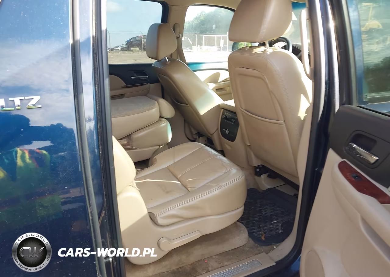 2007 Chevrolet Suburban 1500 Ltz VIN:3GNFK16387G219975 - 8