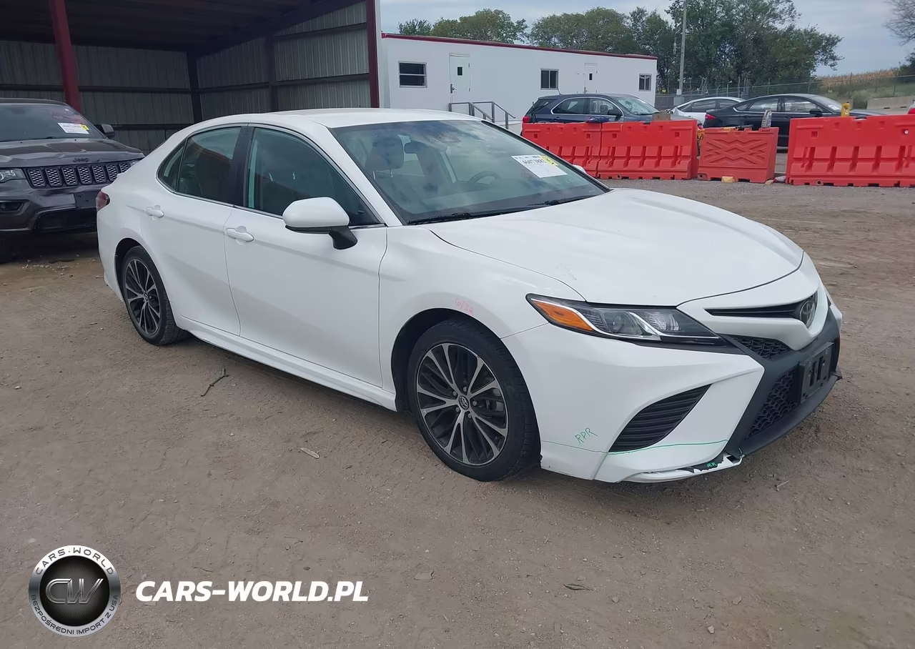 2020 Toyota Camry Se