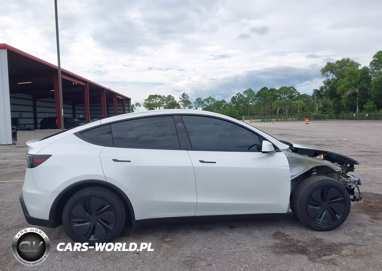 2026 Tesla Model Y Premium Rear-Wheel Drive-Rear-Wheel Drive VIN:7SAYGDED2TA477066 - 13