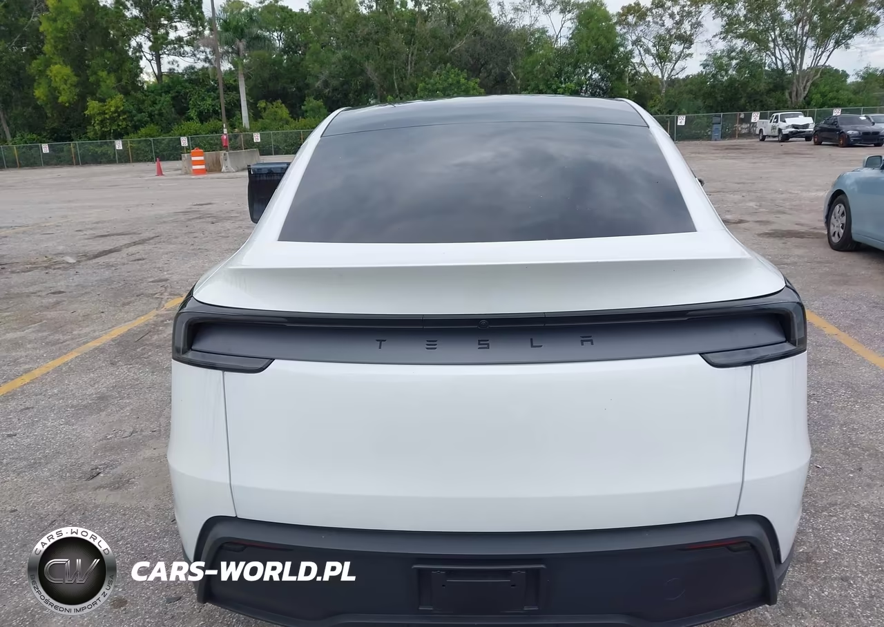 2026 Tesla Model Y Premium Rear-Wheel Drive-Rear-Wheel Drive VIN:7SAYGDED2TA477066 - 16