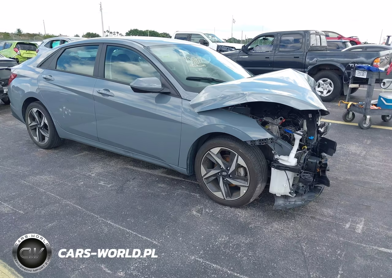 2023 Hyundai Elantra Sel