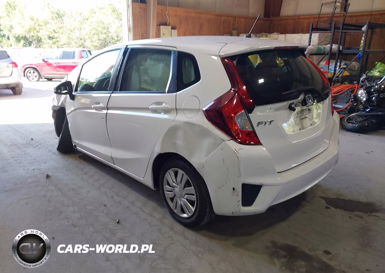 2015 Honda Fit Lx VIN:3HGGK5H56FM725003 - 3