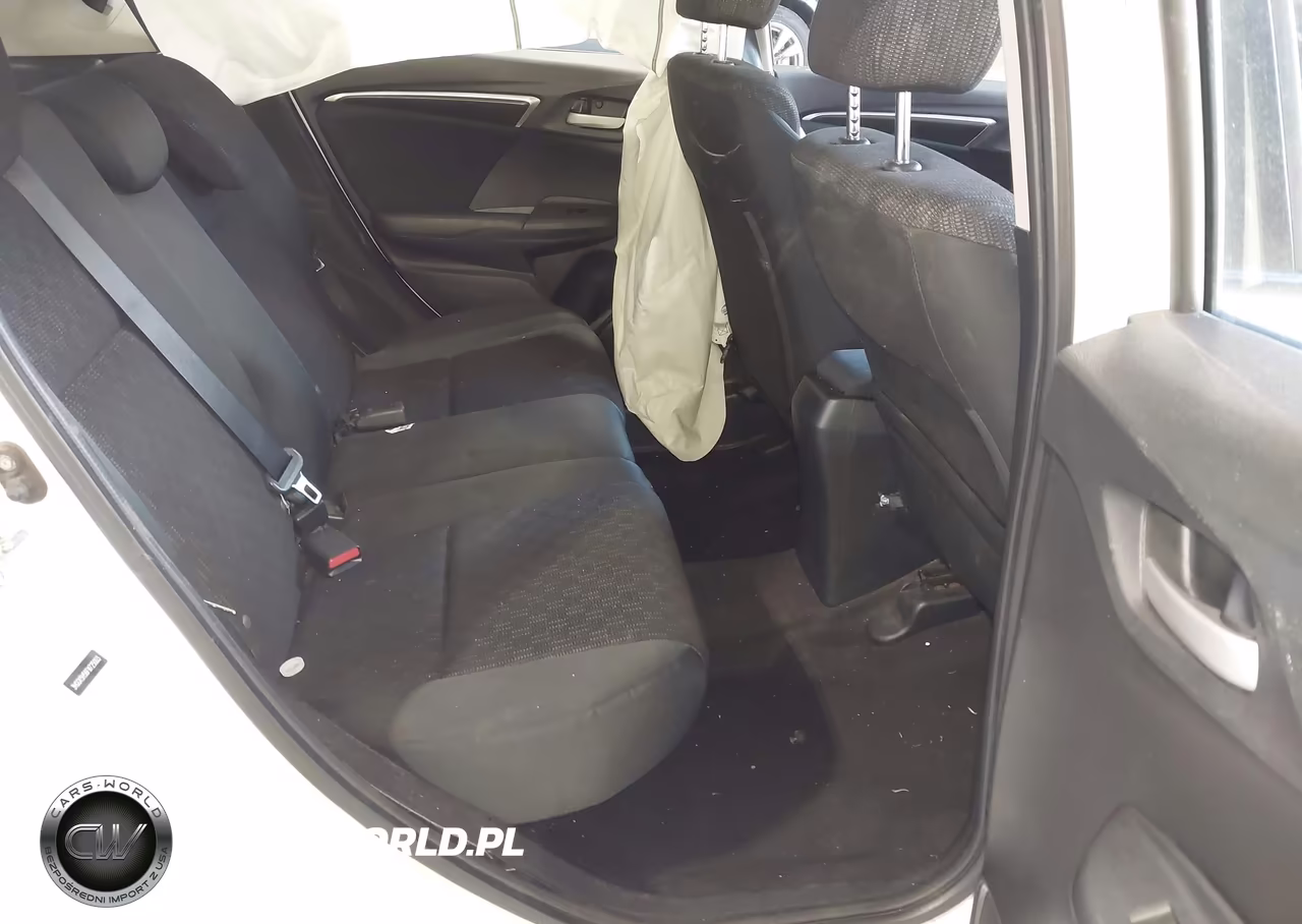 2015 Honda Fit Lx VIN:3HGGK5H56FM725003 - 8