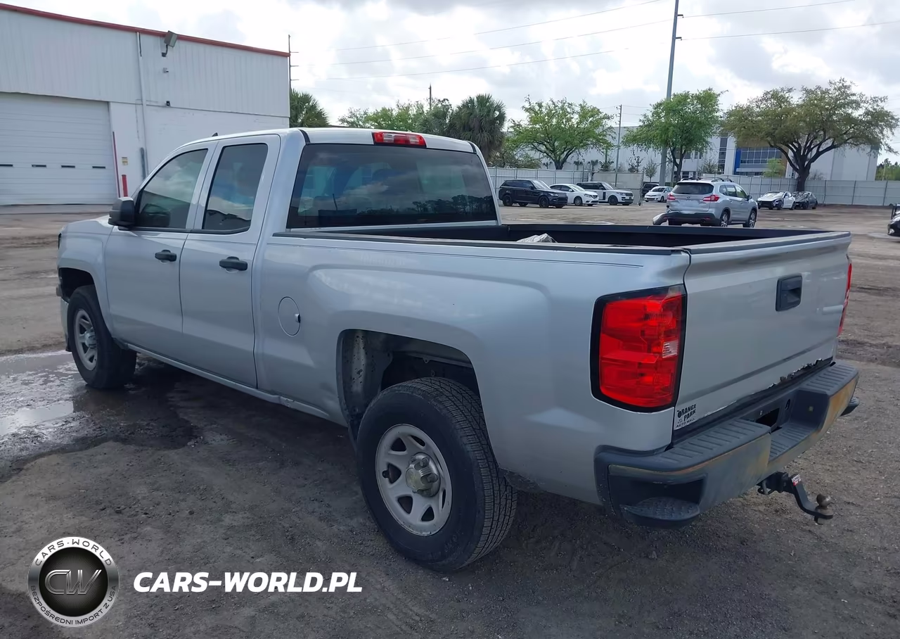 2015 Chevrolet Silverado 1500 Wt VIN:1GCRCPEH9FZ204709 - 3