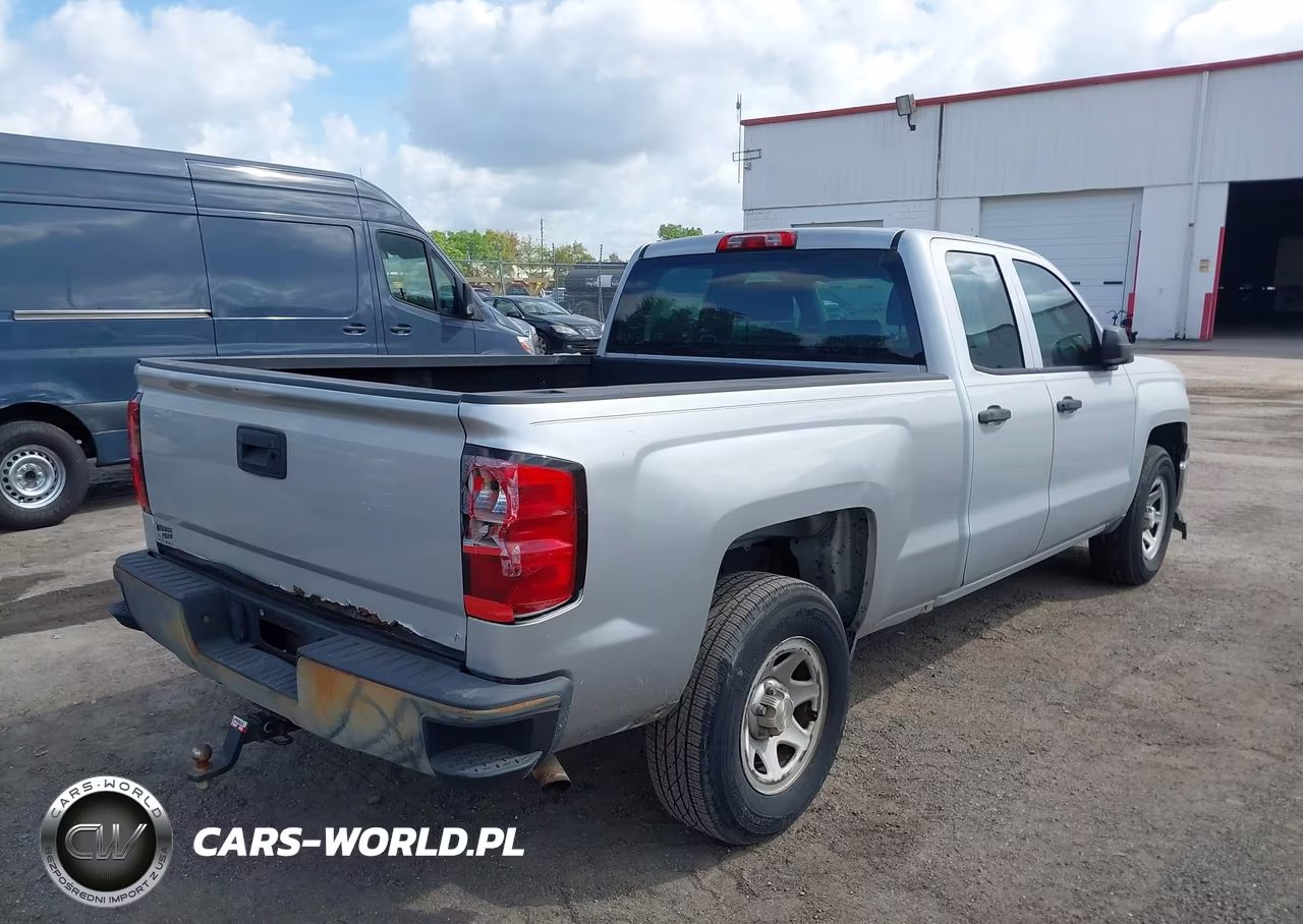 2015 Chevrolet Silverado 1500 Wt VIN:1GCRCPEH9FZ204709 - 4