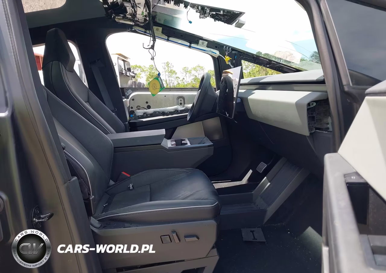 2024 Tesla Cybertruck All-Wheel Drive VIN:7G2CEHED1RA051427 - 5