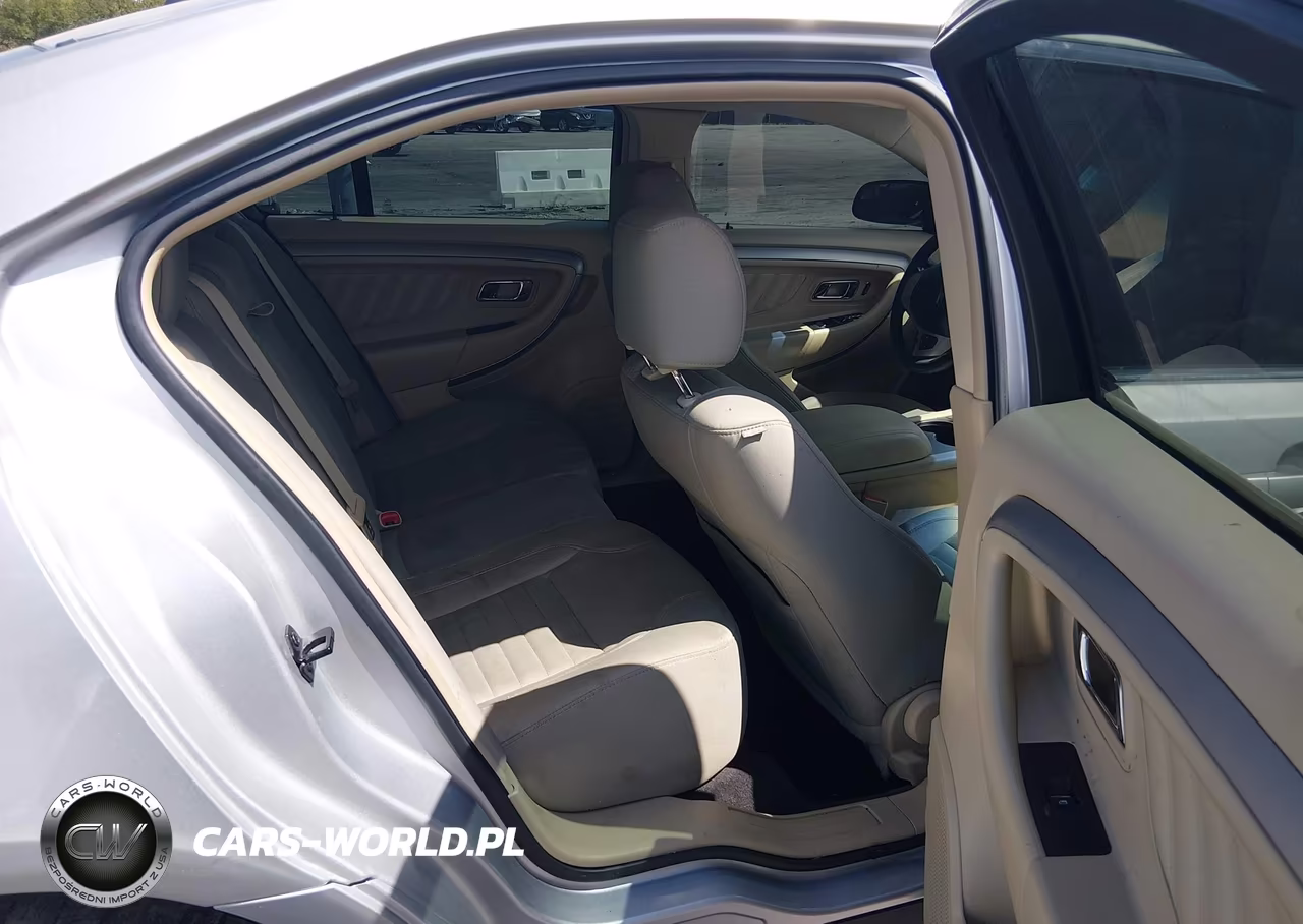 2018 Ford Taurus Se VIN:1FAHP2D84JG110929 - 8