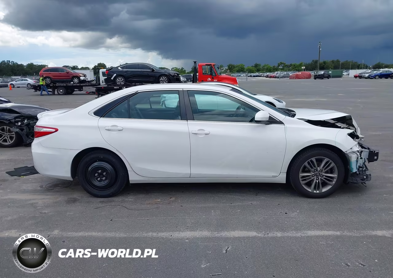 2016 Toyota Camry Se VIN:4T1BF1FK5GU572041 - 14