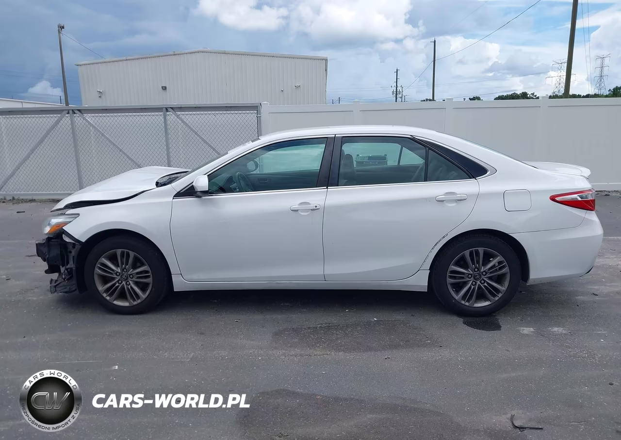 2016 Toyota Camry Se VIN:4T1BF1FK5GU572041 - 15