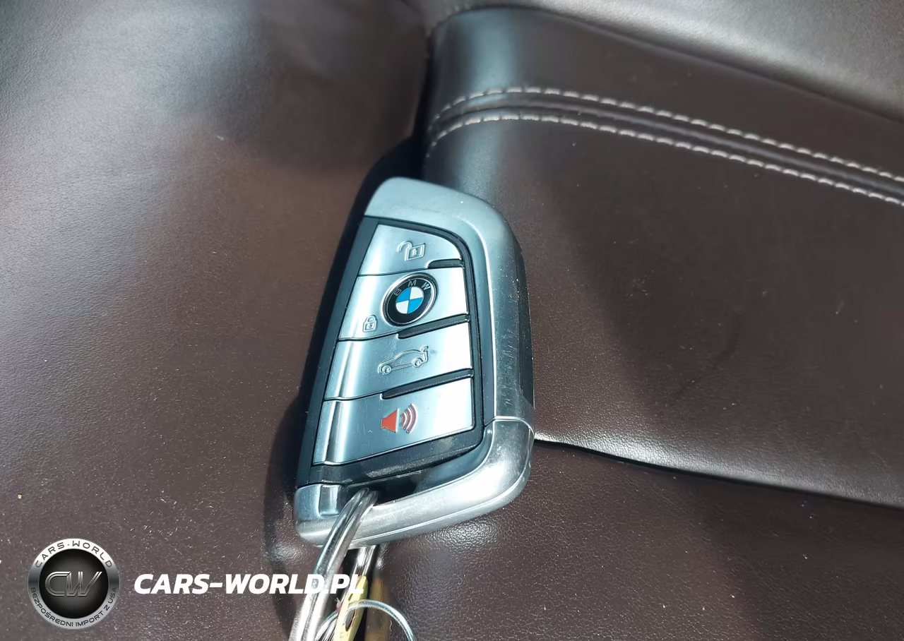 2017 BMW X5 xDrive35I VIN:5UXKR0C38H0V76269 - 11