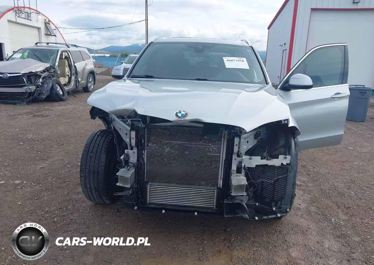 2017 BMW X5 xDrive35I VIN:5UXKR0C38H0V76269 - 6