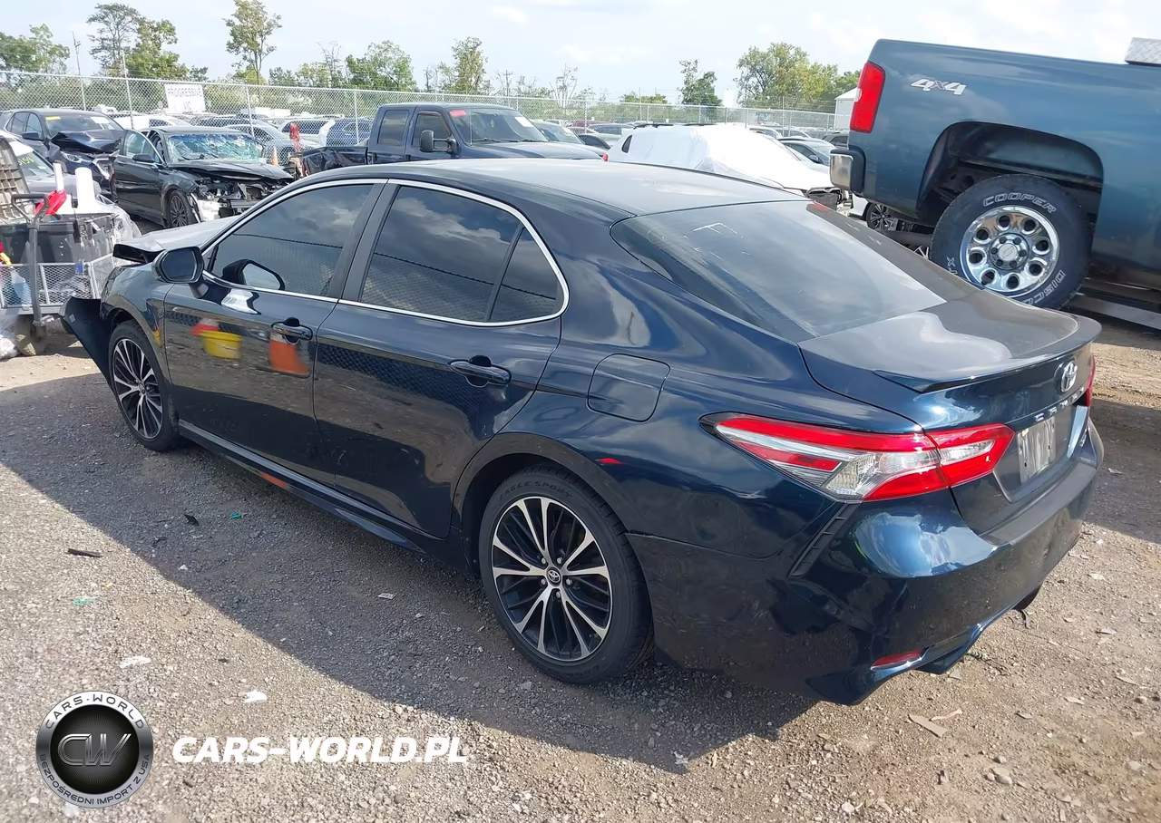 2018 Toyota Camry Se VIN:4T1B11HK3JU552969 - 3