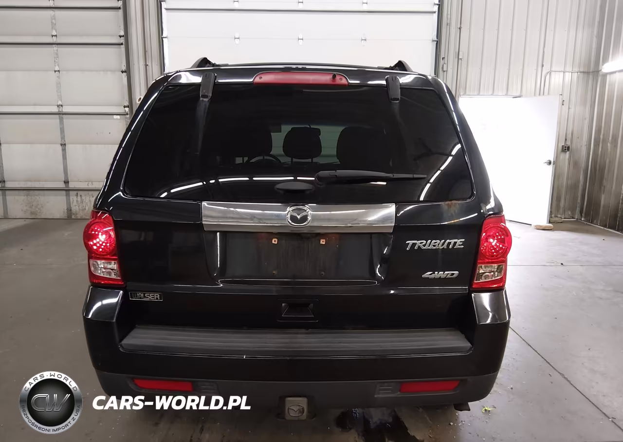 2011 Mazda Tribute S Grand Touring VIN:4F2CY9GG1BKM06244 - 17