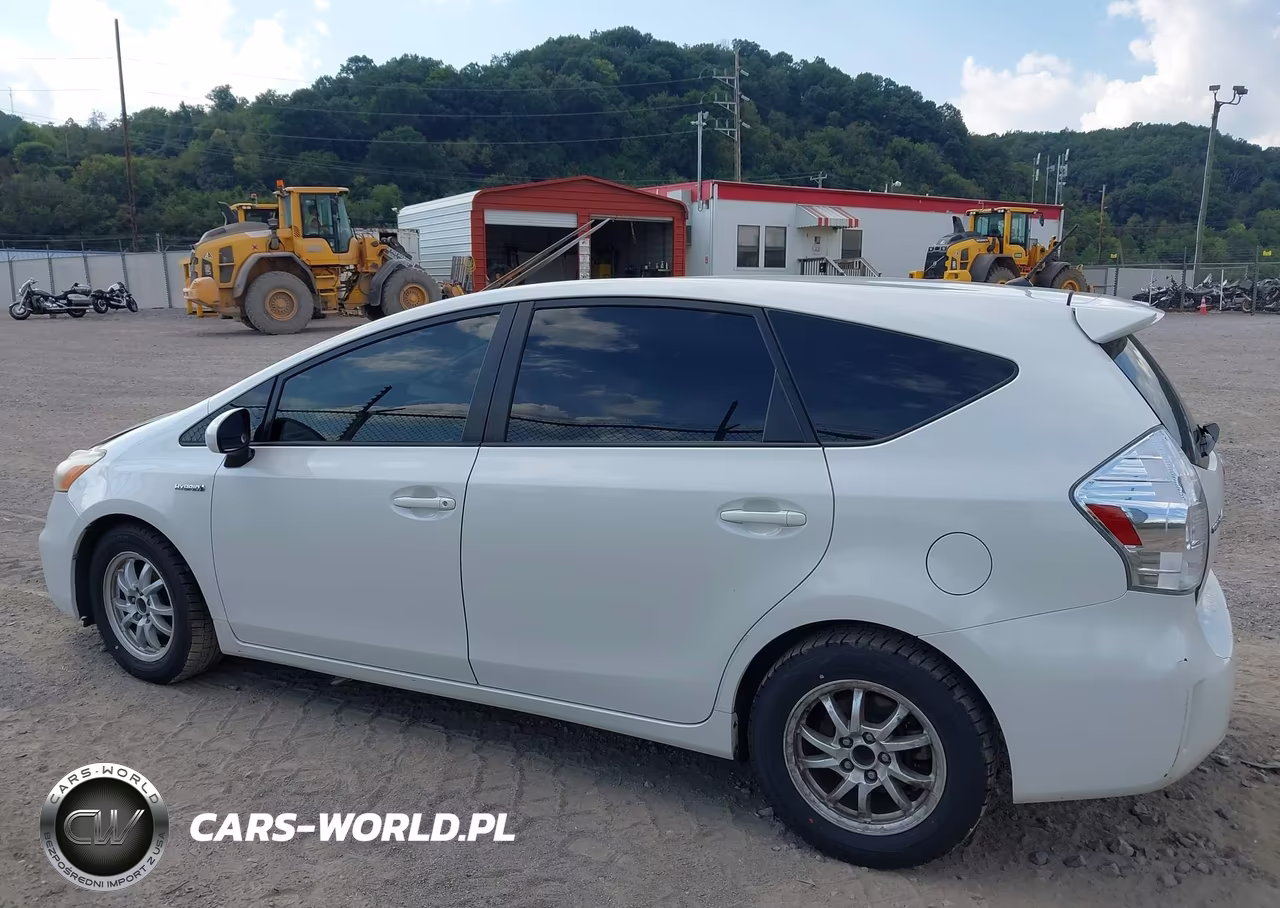 2012 Toyota Prius V Two VIN:JTDZN3EU9C3144512 - 14