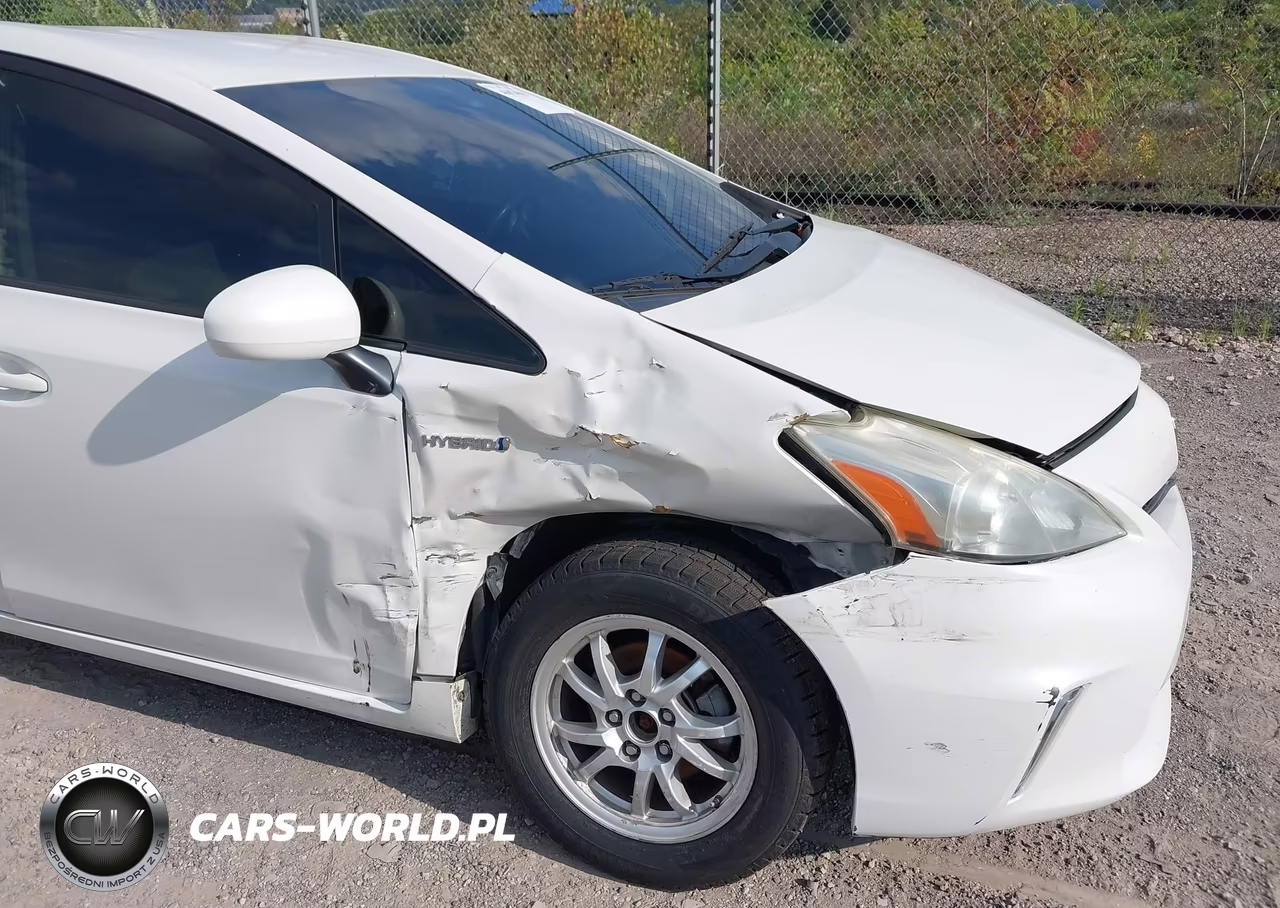 2012 Toyota Prius V Two VIN:JTDZN3EU9C3144512 - 6