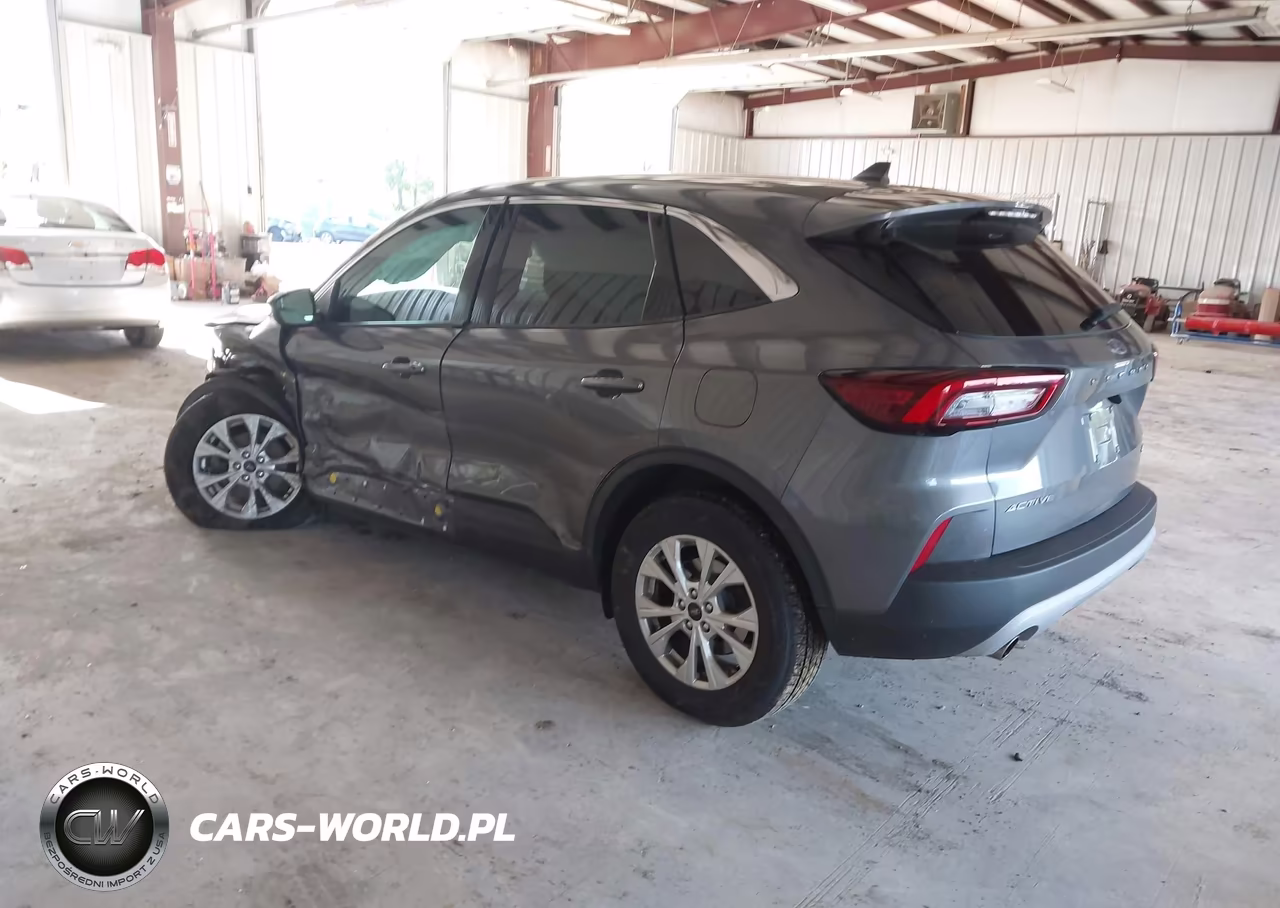 2023 Ford Escape Active VIN:1FMCU9GN3PUB04567 - 3