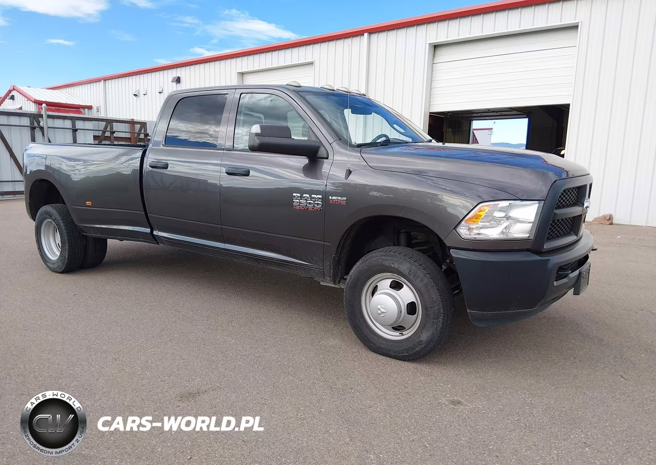 2018 Ram 3500 Tradesman 4X4 8' Box VIN:3C63RRGJ2JG412592 - 1