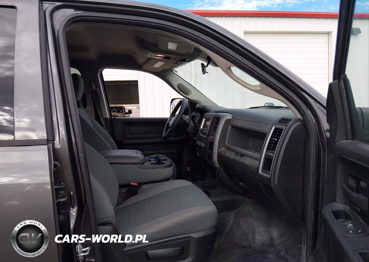 2018 Ram 3500 Tradesman 4X4 8' Box VIN:3C63RRGJ2JG412592 - 5