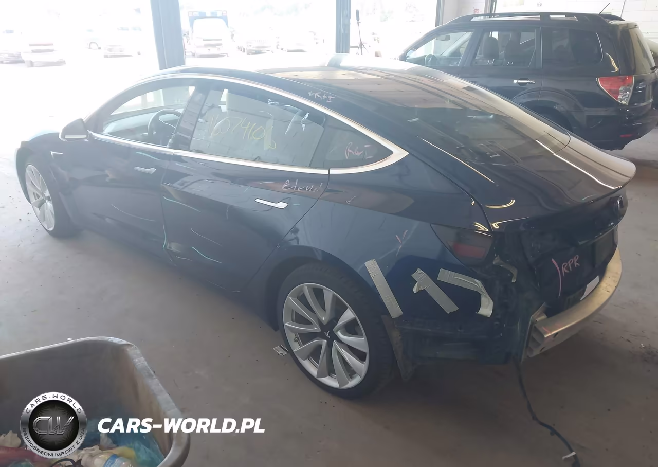 2019 Tesla Model 3 Long Range-Performance VIN:5YJ3E1EB1KF390092 - 3