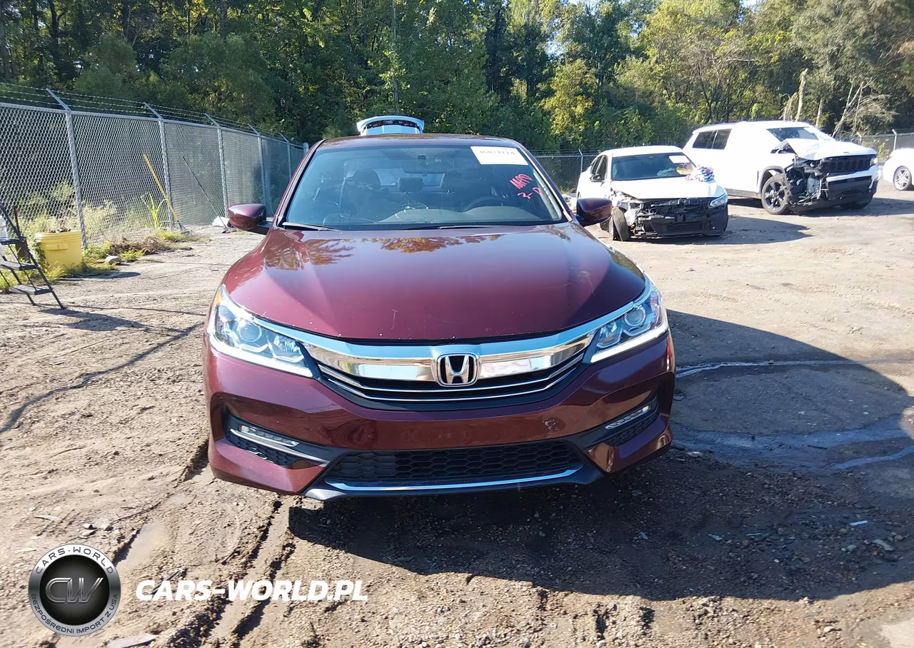 2017 Honda Accord Sport VIN:1HGCR2F53HA300480 - 13