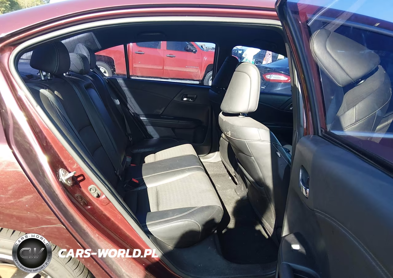 2017 Honda Accord Sport VIN:1HGCR2F53HA300480 - 8