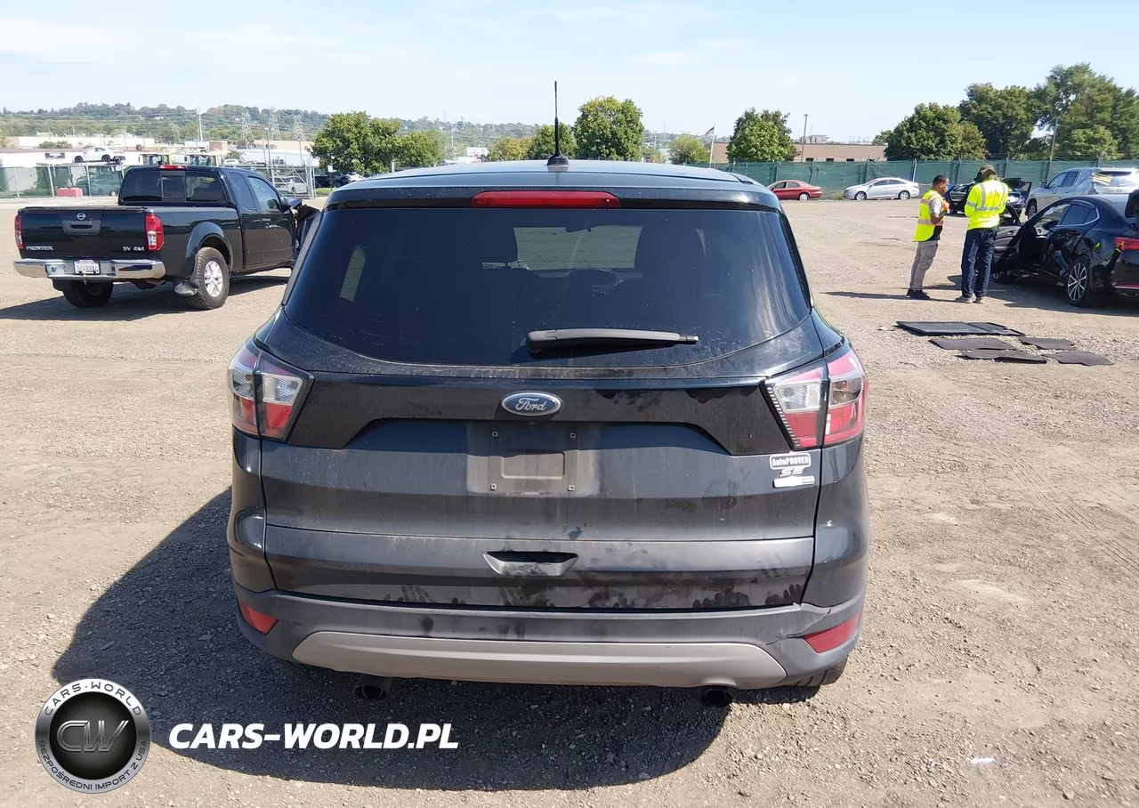 2017 Ford Escape Se VIN:1FMCU9GD2HUE61876 - 17