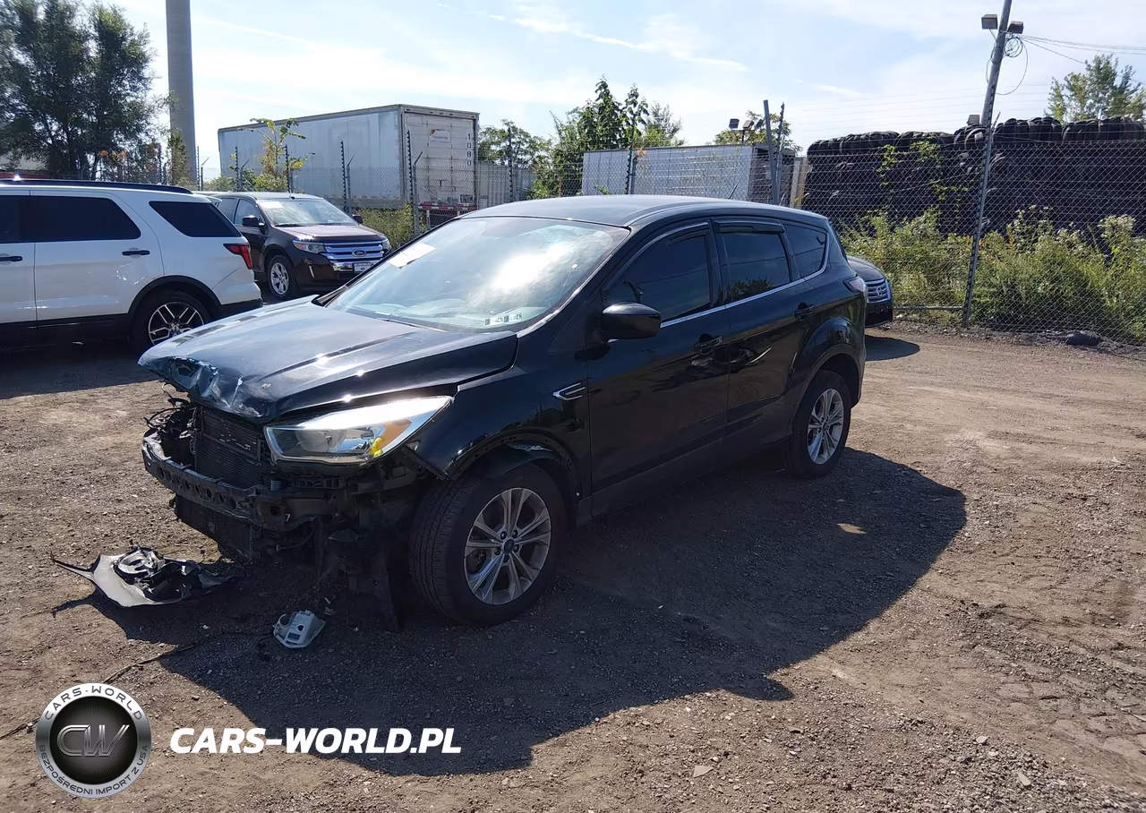 2017 Ford Escape Se VIN:1FMCU9GD2HUE61876 - 2