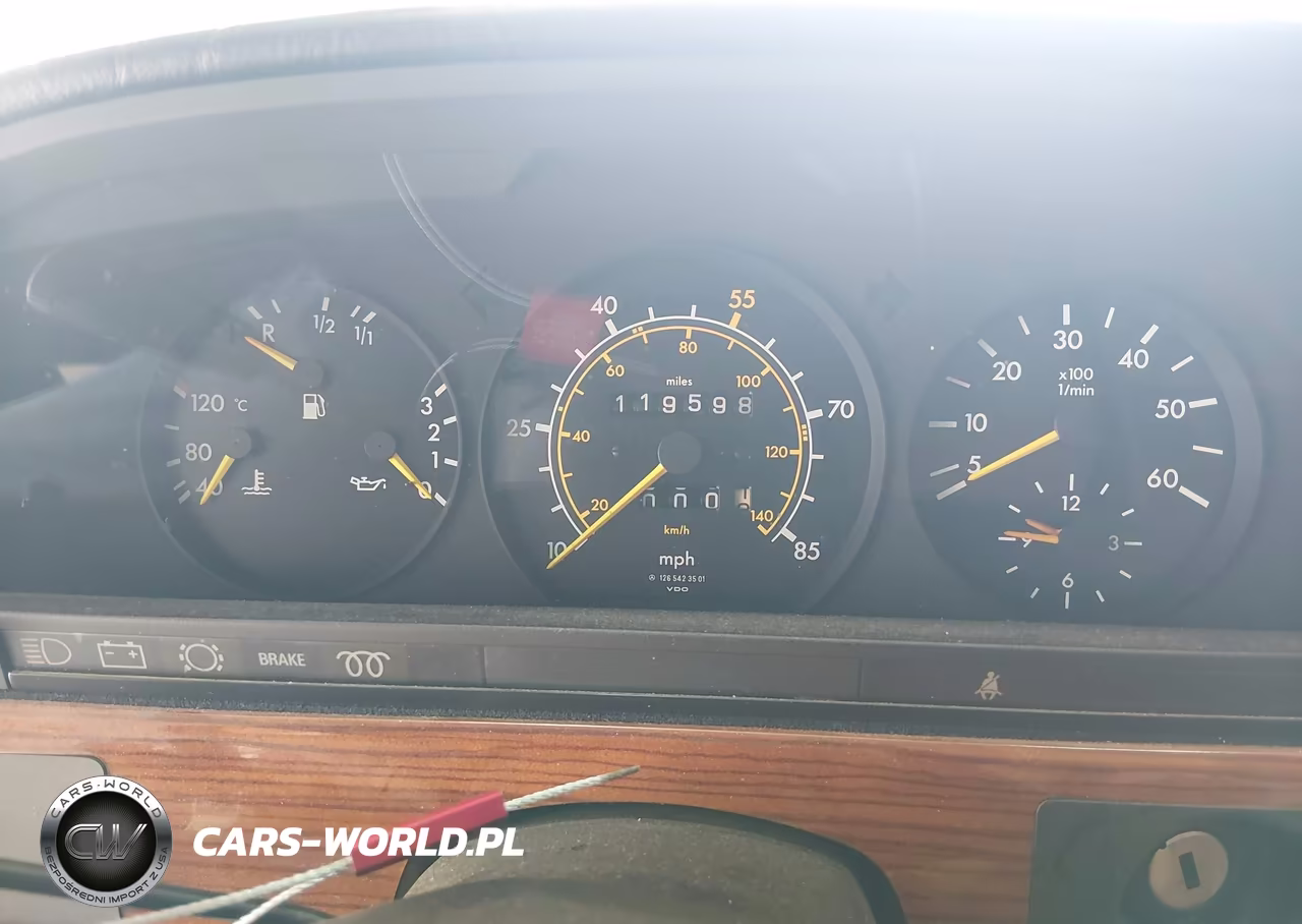 1981 Mercedes-Benz 300 Sd VIN:WDBCB20A9BB003268 - 7