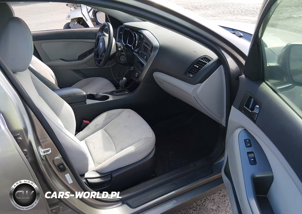 2012 Kia Optima Lx VIN:5XXGM4A75CG038610 - 5