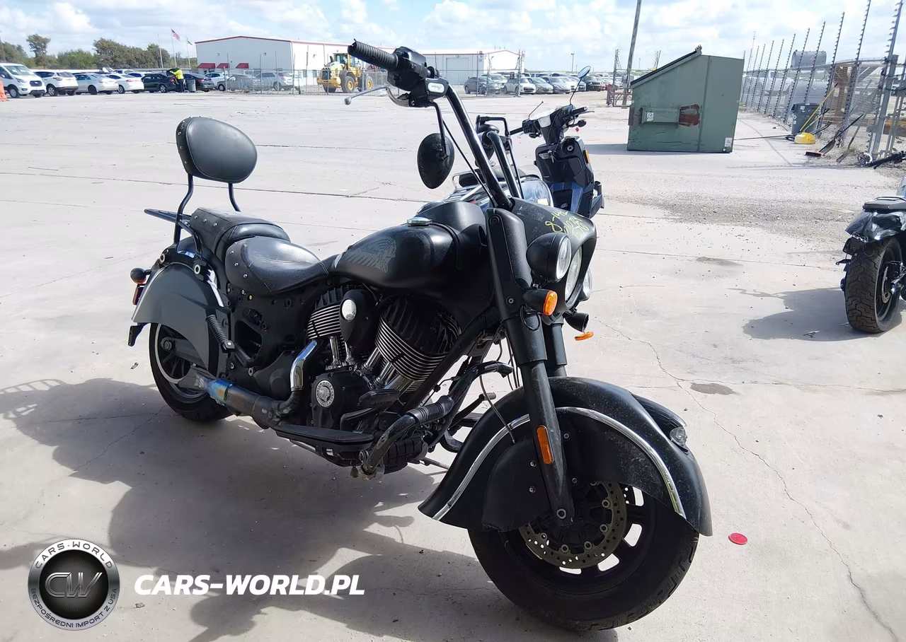 2017 Indian Motorcycle Co. Chief Dark Horse