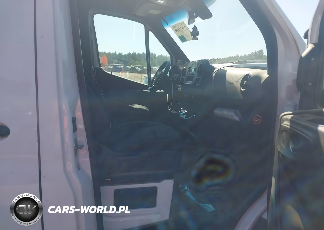2020 Mercedes-Benz Sprinter 2500 High Roof V6 VIN:W1W4ECHY0LT036843 - 5